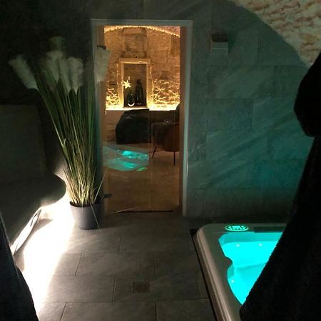 Jaccuzi & Spa Des Caves Stanislas Нансі Екстер'єр фото