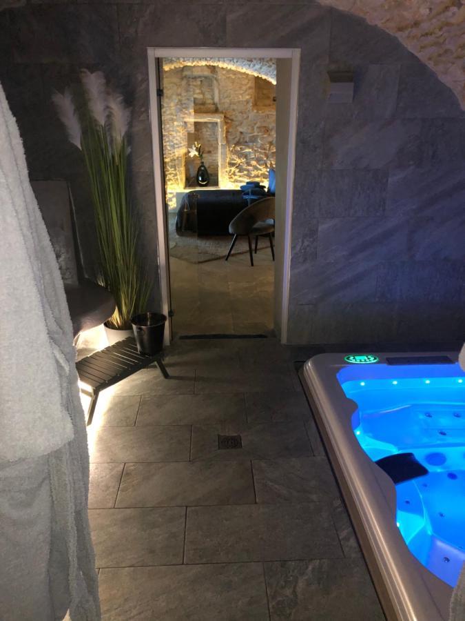 Jaccuzi & Spa Des Caves Stanislas Нансі Екстер'єр фото